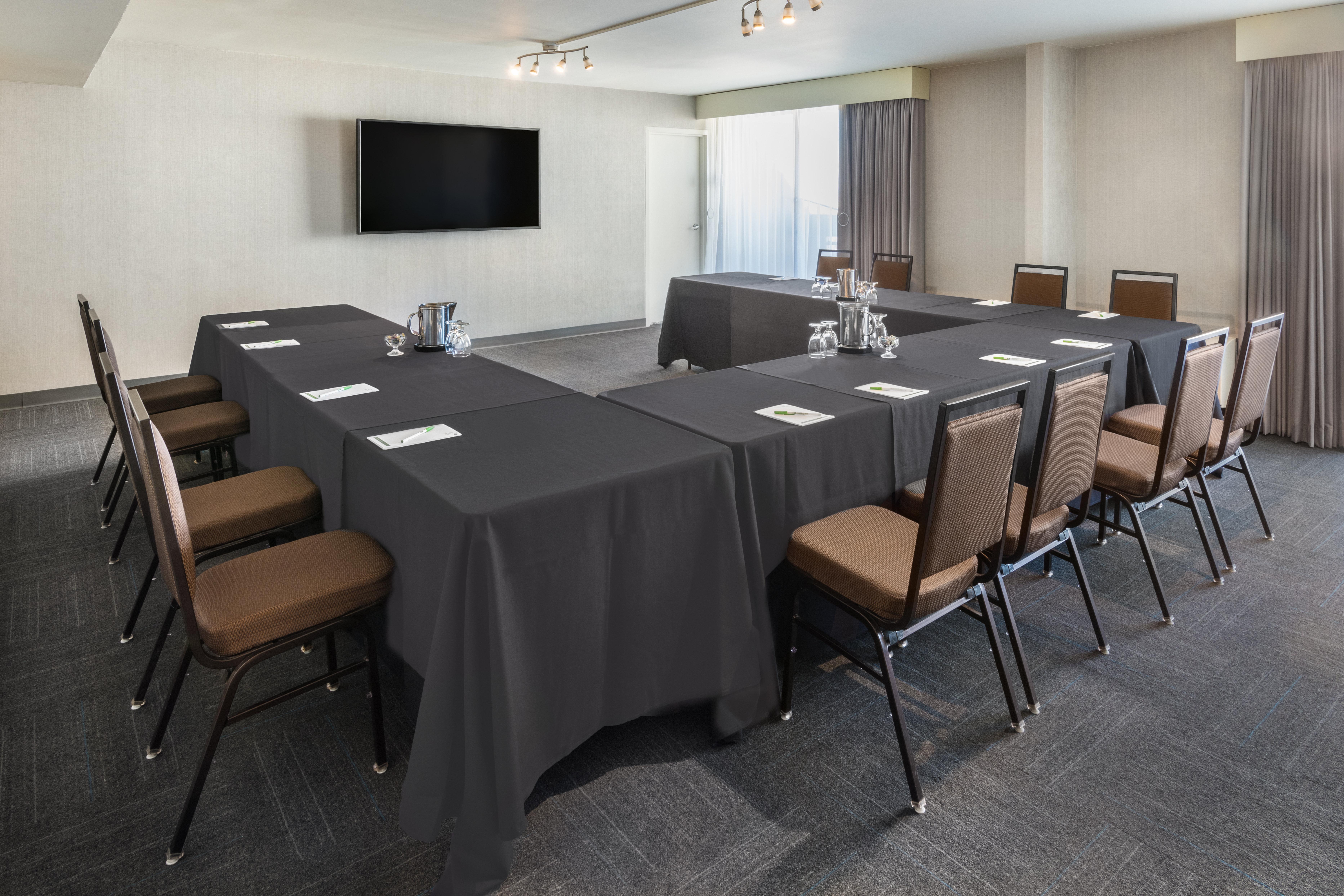 Holiday Inn Denver East By Ihg Exterior foto